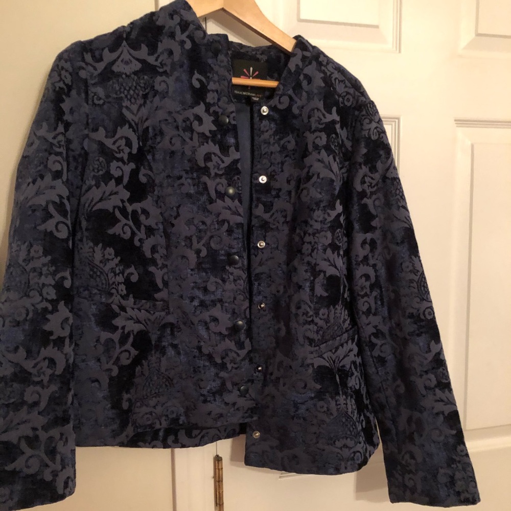 Button down jacket
